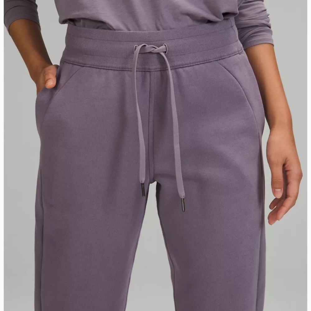 Lululemon Scuba HR Jogger 28” * Dusky Lavendar
